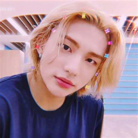 Tumblr is a place to express yourself, discover yourself, and bond over the stuff you love. Hyunjin - Hwang Hyunjin | Kids icon, Cute icons, Kpop ...