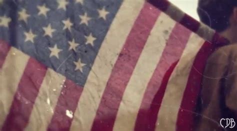 Stirring Rendition Of Johnny Cashs ‘ragged Old Flag Shows Americas