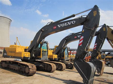 China Second Hand Excavators Volvo 210 Hydraulic Excavator Photos