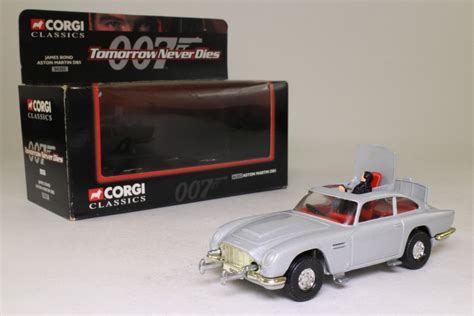 Corgi Classics 04302 James Bonds Aston Martin Db5 Tomorrow Never