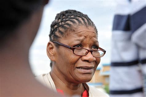 In 2014, carcasses were found on modise's farm where it appeared animals were left unattended without food or water for. De Lille oor prestige-projekte in haar departement gekap ...