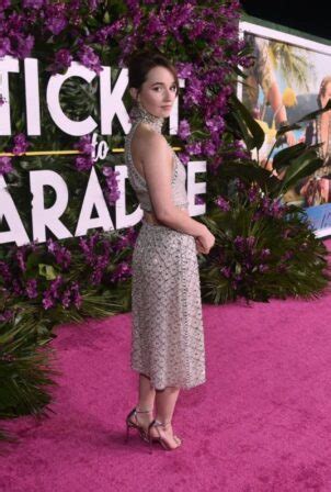 Kaitlyn Dever Premiere Of Universal Pictures Ticket To Paradise In