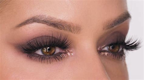 Long Wear Matte Brown Eyeshadow With A Hint Of Glam Shonagh Scott