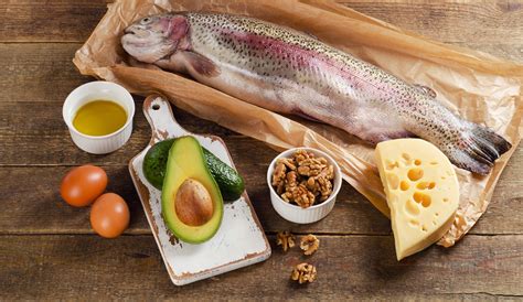 A diet that is high in saturated fat helps reduce high blood cholesterol levels. The Healthy Fish Guide to Dietary Fats - The Healthy Fish