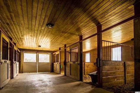 8 Dream Homes For Horse Lovers