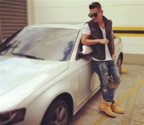 Is the third studio album by colombian singer and songwriter maluma. Maluma Height, Weight, Age, Affairs, Wife, Family ...