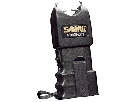 Sabre 500000 Volt Stun Gun Uses Two 9 Volt Batteries Not Included