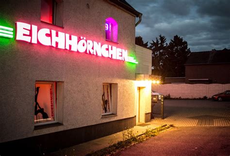 Haus umbau wohnung haus deko design für zuhause zimmer dekor ideen weißes haus trautes heim innenarchitektur haus interieurs. Eichhörnchen Bar - Home | Facebook