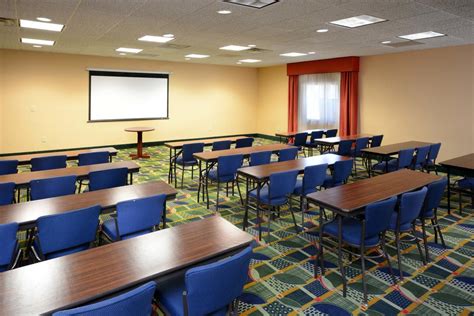 Maybe you would like to learn more about one of these? Hampton Inn Fayetteville Fort Bragg