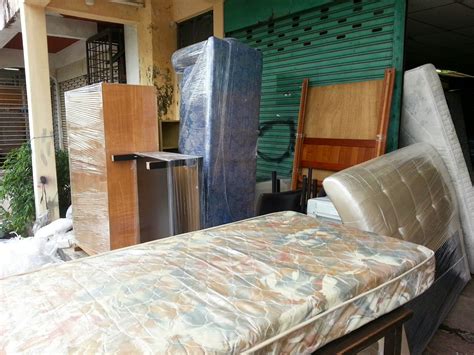 ‍ pintu ke pintu perkhidmatan penghantaran : Gedung Perabot Terpakai Johor: Penghantaran
