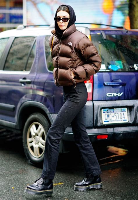 6 Ways To Style North Face Jackets Like Jessica Biel Emrata And More