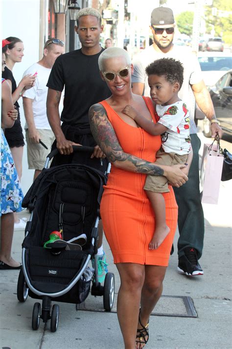Amber Rose Out With Her Son 01 Gotceleb