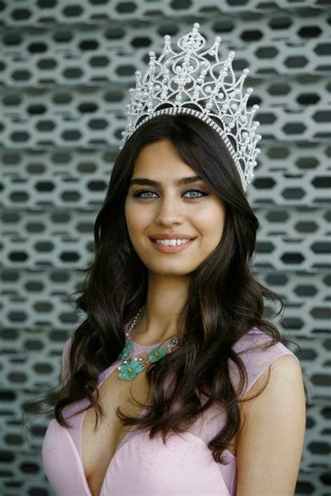 Ilham sanduvaççok güzel bir kızsın umarım yolun açık olur.dizi hoşuma gitti şuanda da izlemeye devam ediyorum.fakat kalpli kolyeyi düşürdükten sonraki çocuğa sıcak sütünü. Maksi Blog .....: Amine Gülşe'den Burak Özçivit´e red