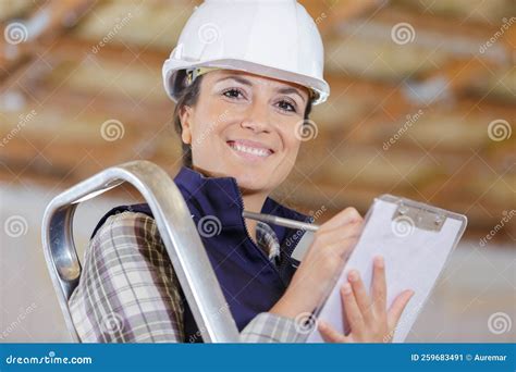 Portrait Female Builder Holding Clipboard Stock Image Image Of Plan