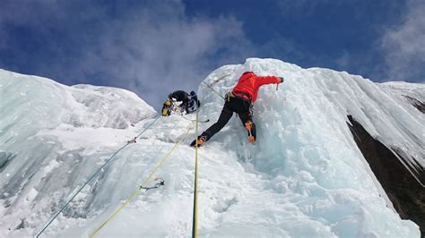 Gambar Petualangan Pegunungan Es Beku Olahraga Ekstrim Mendaki