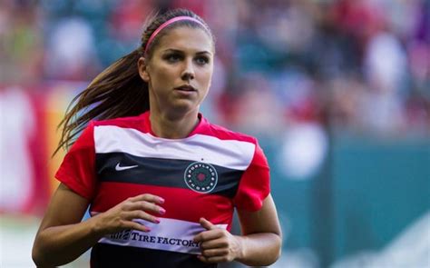 10 Best Female Soccer Players In The World Topbusiness
