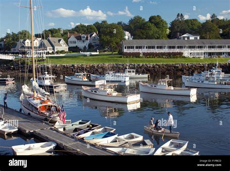 Perkins Cove Maine Hi Res Stock Photography And Images Alamy