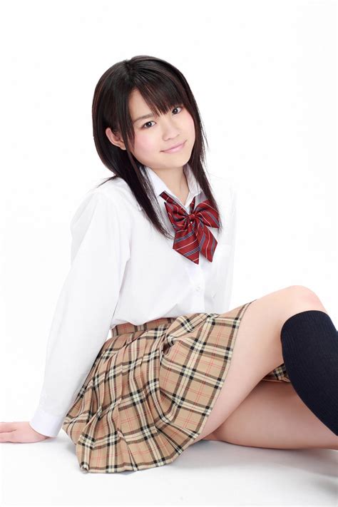 Maki Fukumi Japanese Cute Idol Sexy Schoolgirl Uniform ~ Jav Photo Sexy Girl