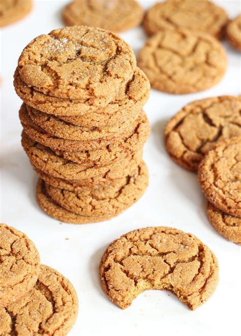 Cracked Top Ginger Cookies