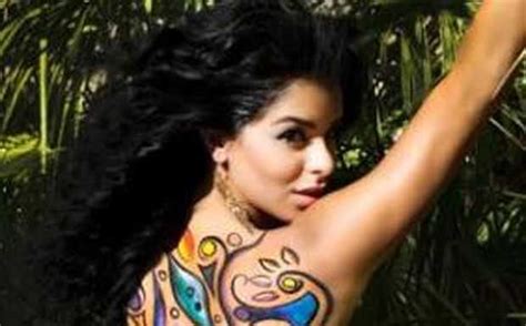 Stylish Celebrity Body Paint Trends Of 2011 2012