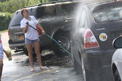 Cheer Squads Hold Car Wash To Raise Funds Herald Community Newspapers Liherald Com