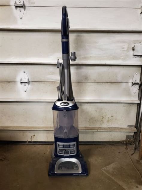 Shark Navigator Lift Away Bagless Upright Vacuum Cleaner Blue Nv360