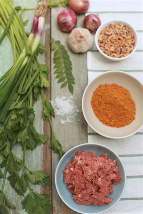 Kulit yang rangup garing namun lembut saat dikunyah, itulah jenis dengan resepi perkongsian mudah dan lazat‎ ini, sudah boleh lah anda buat karipap ala kedai melayu. Karipap Kentang Daging Yang Menjilat Jari, Rugi Tak Cuba ...