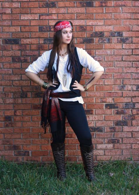 Diy Female Pirate Costume Ideas How To Tutorials Maskerix Com Trajes Simples De