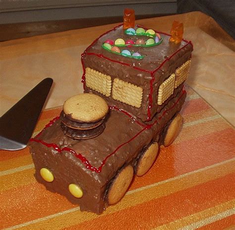 Einen rührkuchen in einer kastenform backen. Schneller Zug - Kuchen | Rezept | Zug kuchen, Kinder ...