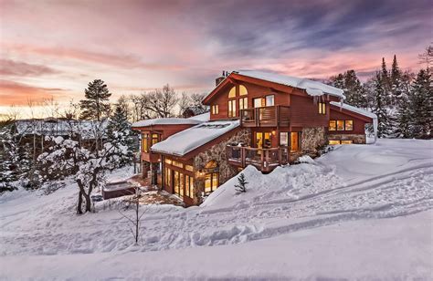 Trails Edge Lodge Is A Beautiful Villa For Rent In Colorado Steamboat