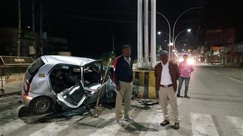 Karnataka 3 Dead 2 Injured After Car Rams Into Road Divider In