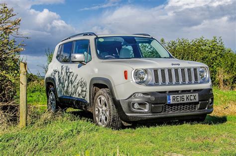 4×4 Of The Year Awards Jeep Renegade Wins Small Suv Of The Year 4x4