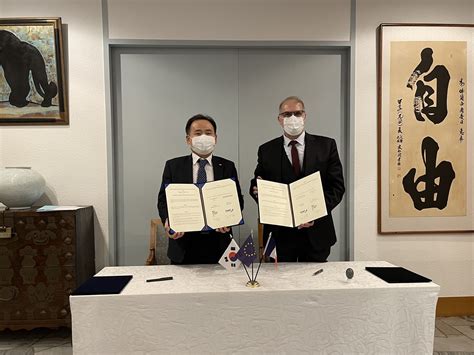 Jun 24, 2021 · 자전거로 갈 수 있는 한국 땅은 다 가고 싶다는 니콜라 르코르 주한프랑스대사관 안보 담당관. 창업진흥원-주한프랑스대사관 업무협약 | 포토뉴스 | 알림마당 ...