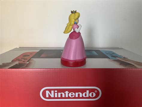 Princess Peach Amiibo Super Mario Bros Series Ebay