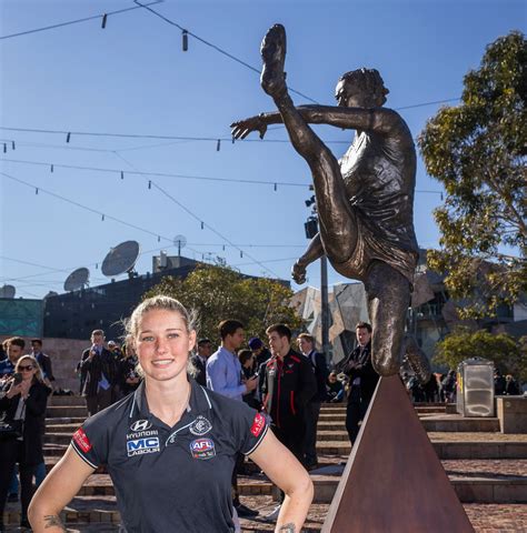 Is your network connection unstable or browser. Tayla Harris statue unveiled in Melbourne's Federation ...