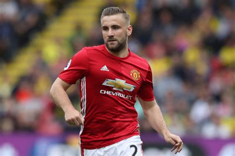 Luke paul hoare shaw popularly known as luke shaw is an english footballer who plays professional football for premier league club manchester united and the english national team as left back. Man United news: Jose Mourinho unsure about left-back Luke ...