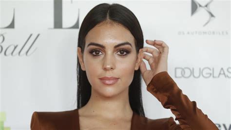 Cristiano ronaldo's fiancee georgina rodriguez looks amazing in swimwear after congratulating the portuguese star on yet another trophy. Georgina Rodríguez en Netflix: qué se sabe del reality que ...