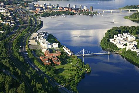 Jyväskylä - Human Technology City in the Heart of Finland — University ...