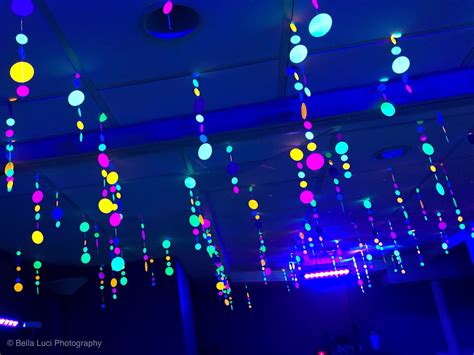 There Are Lots Of Fun Ways To Decorate Big For A Glow Party Here Are