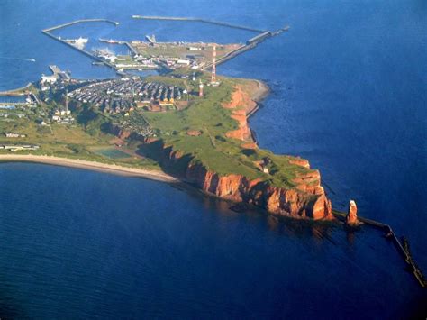 Последние твиты от helgoland (@helgoland_1). Ostfriesischer Flugdienst: Hin- und Rückflug nach Borkum ...
