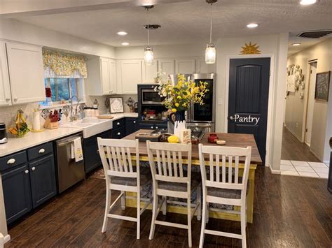 Maybe you would like to learn more about one of these? Navy & Yellow Lemon Kitchen 🍋 | Lemon kitchen, Blue ...