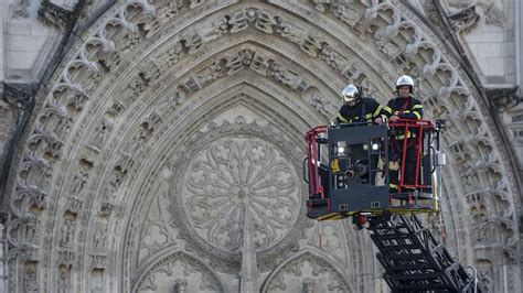بعد أكثر من عام على حادثة نوتردام حريق في كاتدرائية نانت في فرنسا cnn arabic
