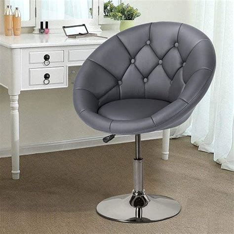 Accent Tufted Chair 