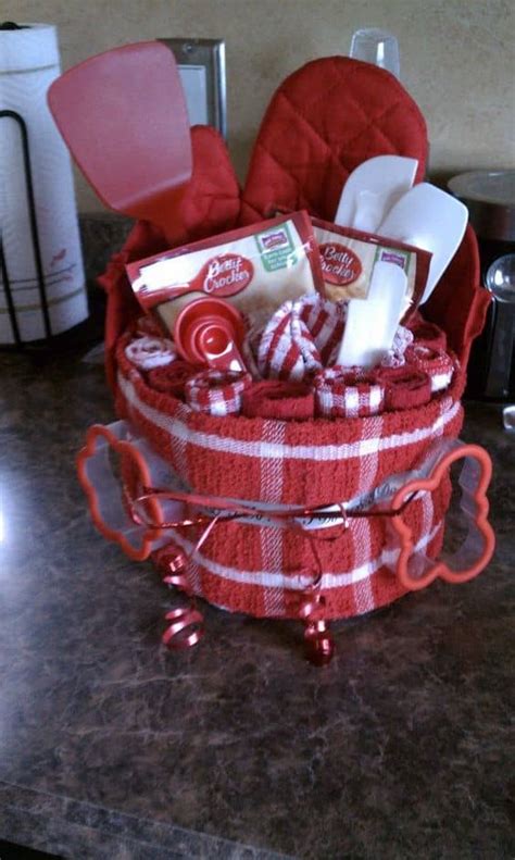 30 awesome diy christmas t basket ideas for friends holidappy