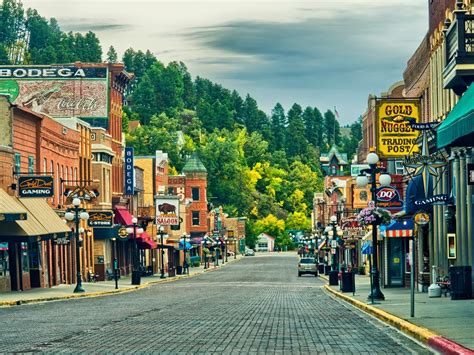 The 55 Most Beautiful Small Towns In America Midwest Vacations Small
