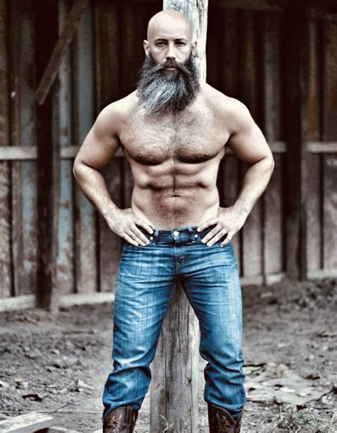 Woof Is Hot Hot Hot💦 Handsome Bearded Men Scruffy Men Bald With Beard