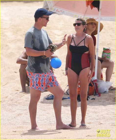 photo peyton manning hits the beach in cabo with wife ashley 05 photo 3669747 just jared