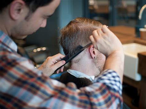 The 4 Things You Should Tell Your Barber When You Get A Haircut Business Insider India
