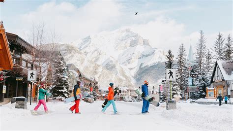 First Timers Guide: Planning tips for skiing Banff & Lake Louise - SkiBig3