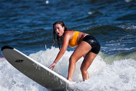 Surfing Rockaway Beach Queens New York Usa